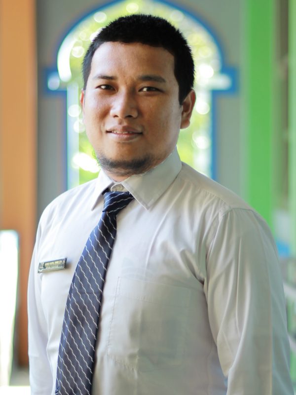 Ahmad Naufal Umam, S.Pd., Gr.