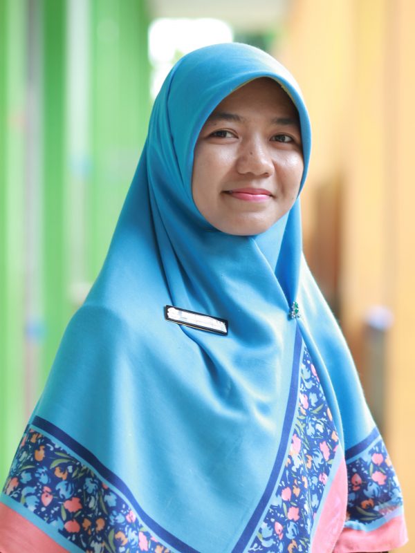 Endang Sriwahyuni, S.Pd.