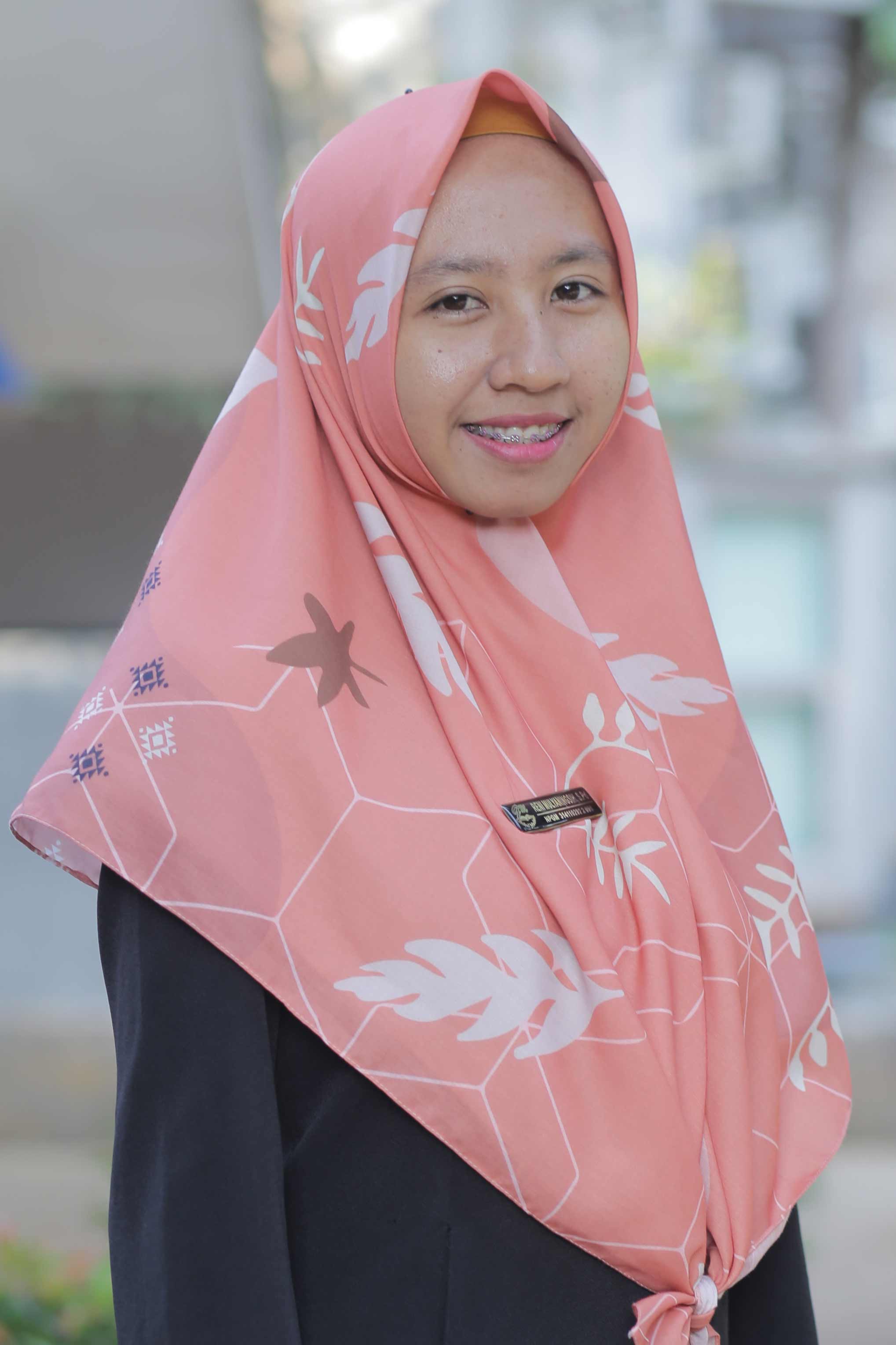 Reni Mulyaningsih, S.Pd.