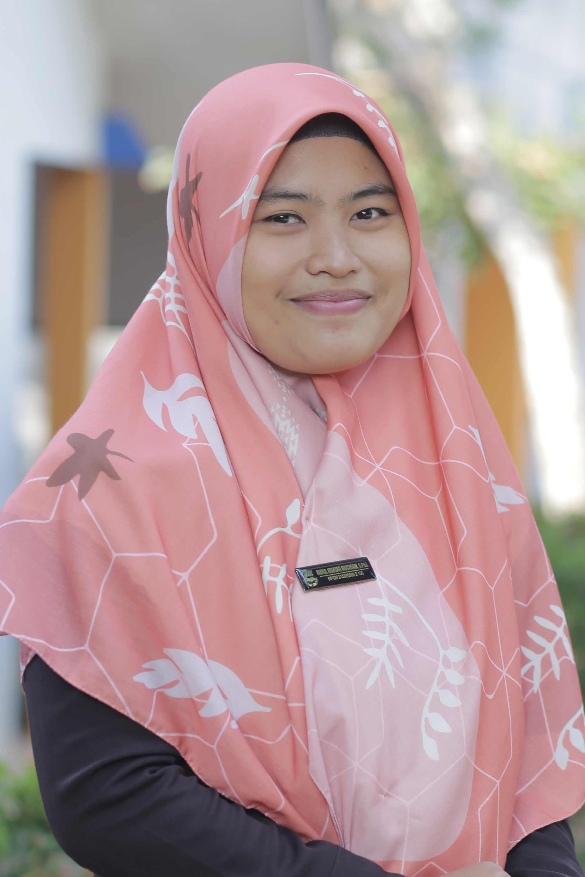 Nurul Hidayati Muchson, S.Pd.I.